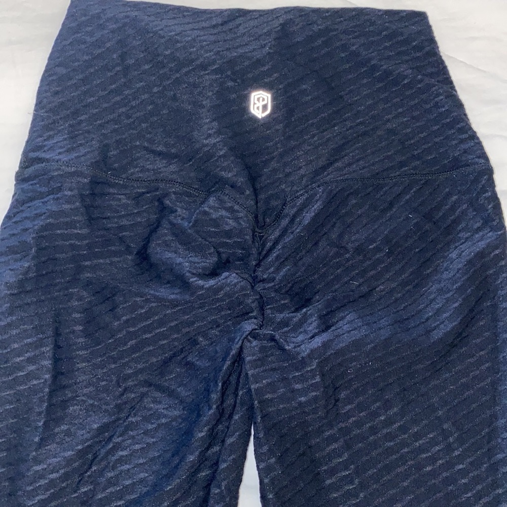 Born Primitive black athletic legging size M